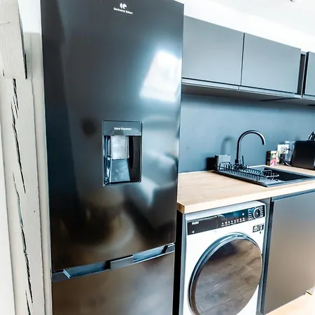 Apartament T1 Bis - Centre - Parking Gratuit A 2 Min - Wifi Fibre Tarbes